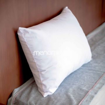 بالش هتلی ساده